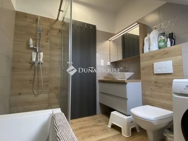 Eladó ház Üllő 90 nm