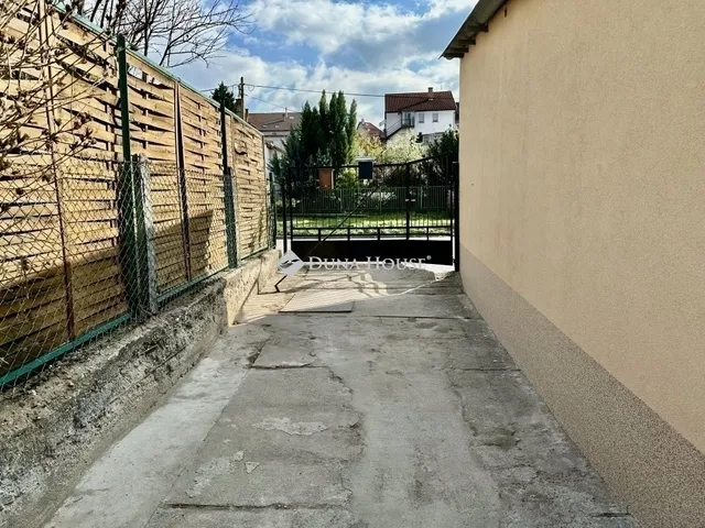 Eladó ház Pécel 70 nm
