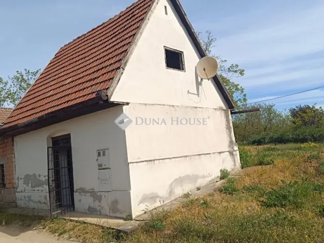 Eladó mezőgazdasági ingatlan Monor 108 nm