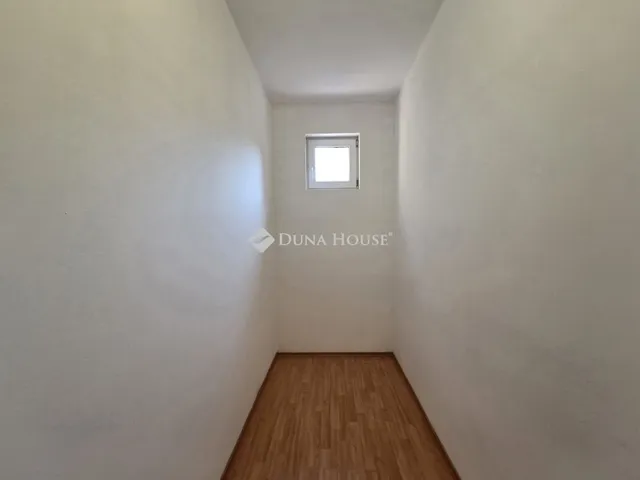 Eladó lakás Gyömrő 69 nm