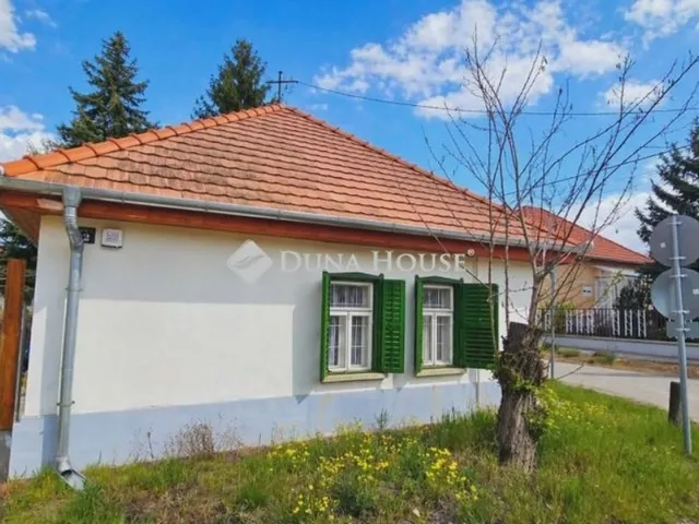 Eladó ház Tápiószecső 70 nm