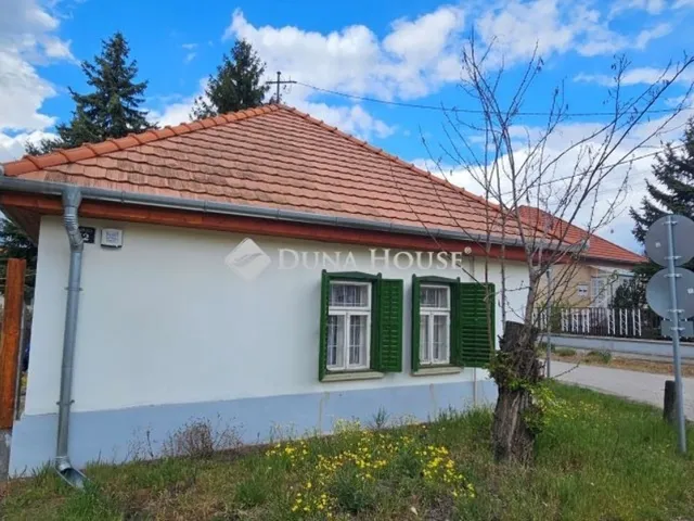Eladó ház Tápiószecső 70 nm