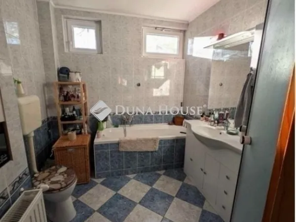 Eladó lakás Budapest XVIII. kerület 78 nm