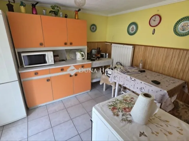 Eladó ház Szentlőrinckáta 82 nm