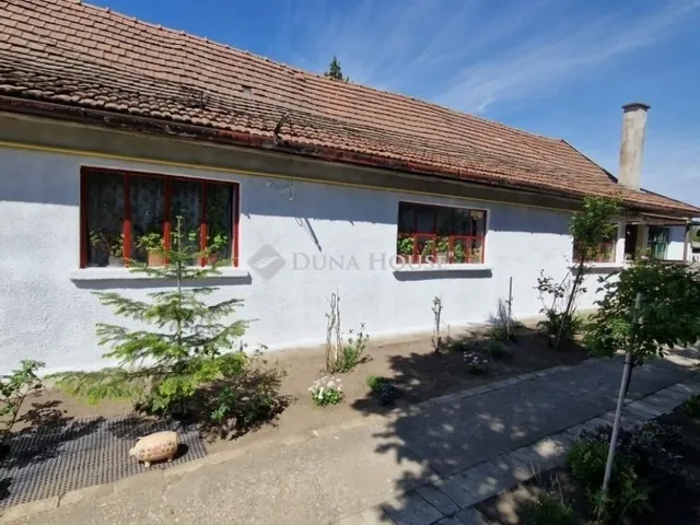 Eladó ház Üllő 130 nm