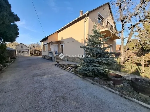 Eladó ház Budapest XVII. kerület 260 nm