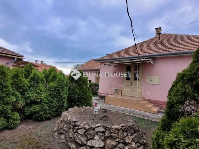 Eladó ház Jászberény 92 nm
