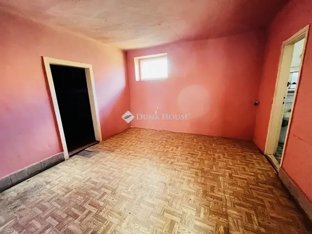 Eladó ház Kóka 98 nm