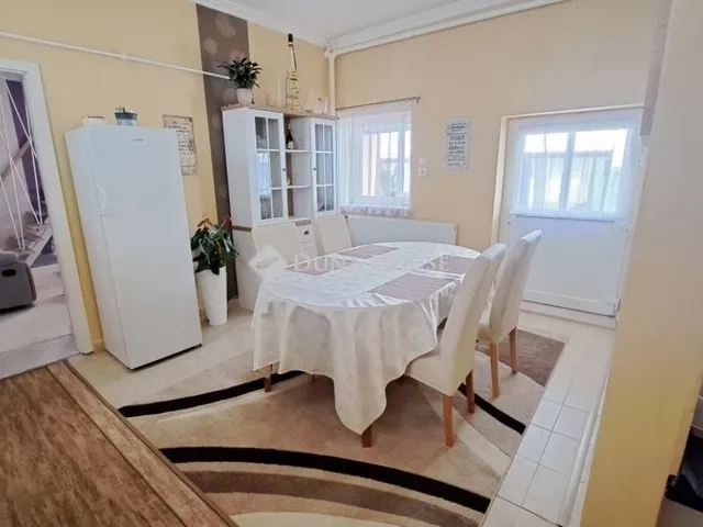 Eladó ház Őrbottyán 188 nm