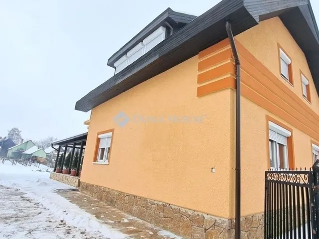 Eladó ház Őrbottyán 188 nm