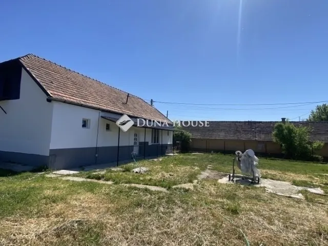 Eladó ház Pánd 78 nm