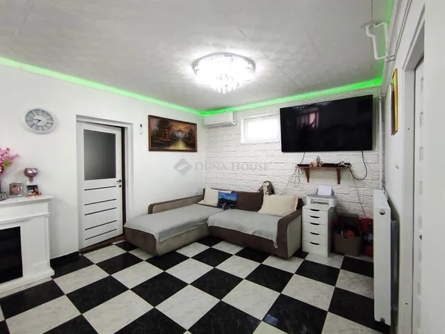 Eladó ház Jászfényszaru 156 nm