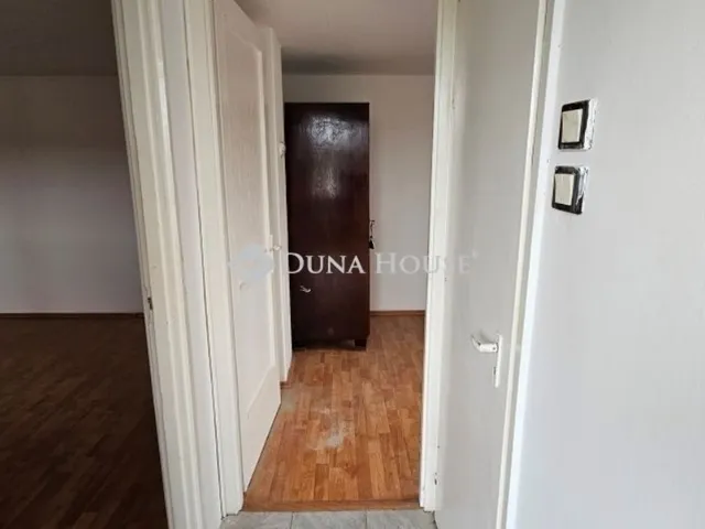 Eladó nyaraló Gomba 50 nm