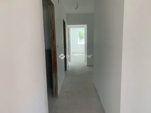 Eladó ház Erdőkertes 120 nm