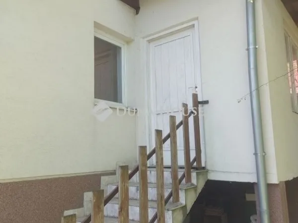 Eladó nyaraló Csörög 70 nm