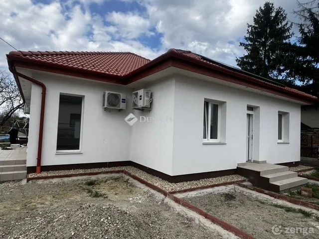 Eladó ház Bag 68 nm