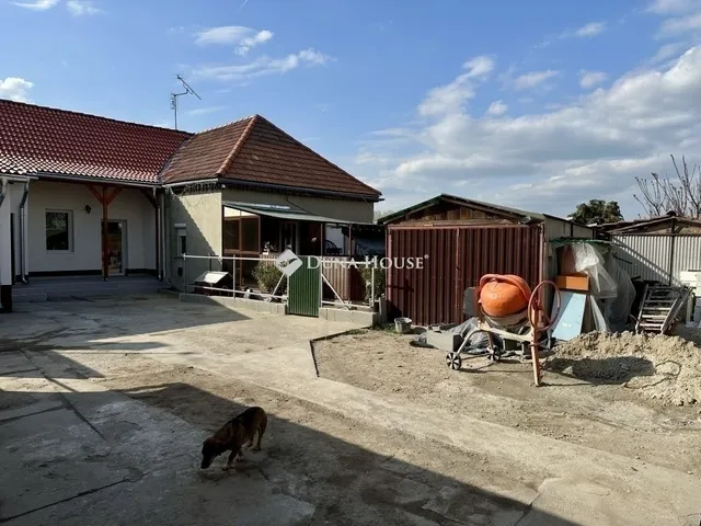 Eladó ház Pécel 70 nm