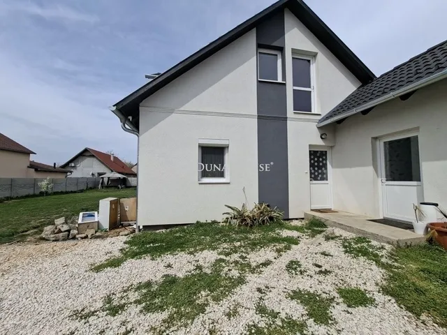 Eladó ház Gyömrő 70 nm