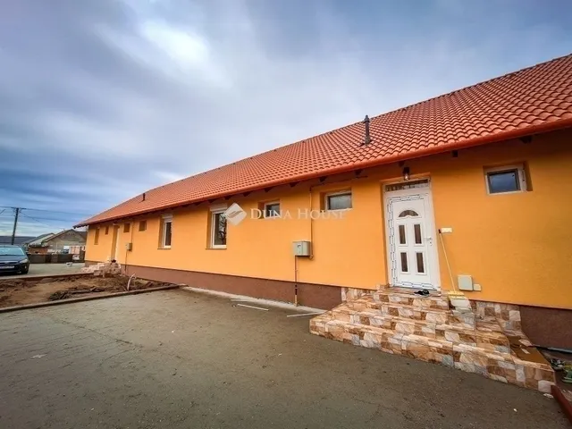 Eladó ház Monor 107 nm