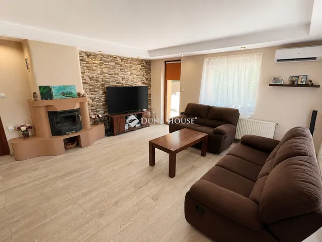 Eladó ház Gyömrő 180 nm