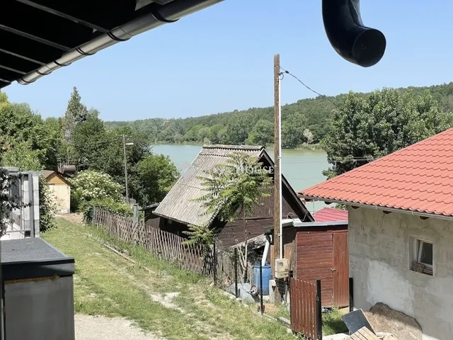 Eladó nyaraló Gomba 65 nm