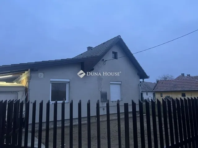 Eladó ház Csévharaszt 49 nm