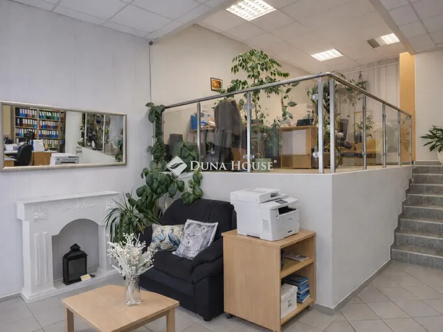 Eladó kereskedelmi és ipari ingatlan Debrecen 113 nm