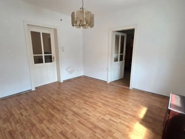 Eladó ház Újhartyán 102 nm