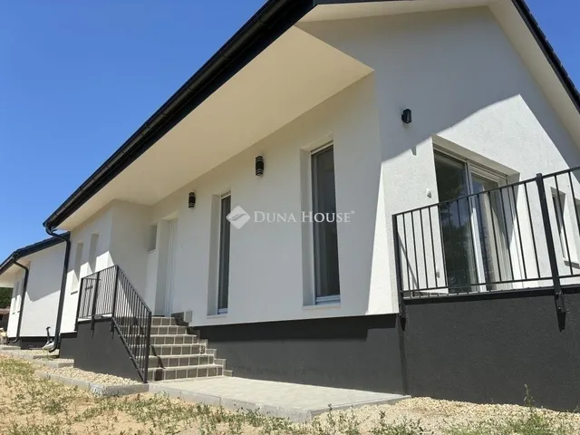 Eladó ház Erdőkertes 85 nm