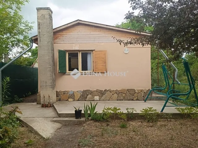 Eladó nyaraló Tóalmás 30 nm