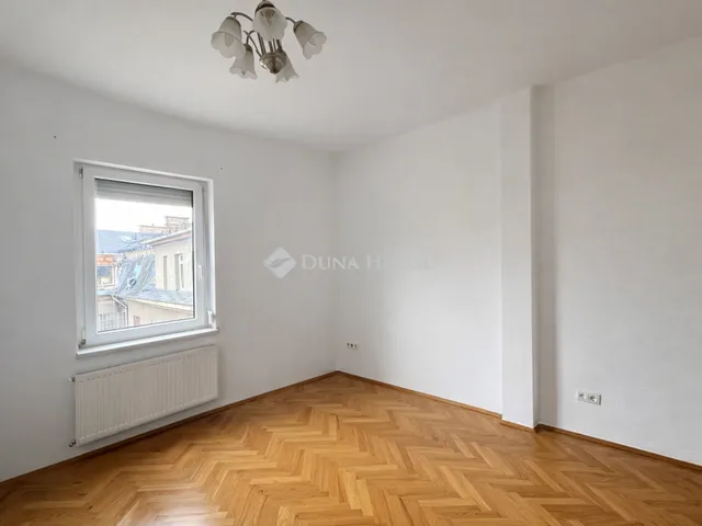 Eladó lakás Budapest XIV. kerület 65 nm