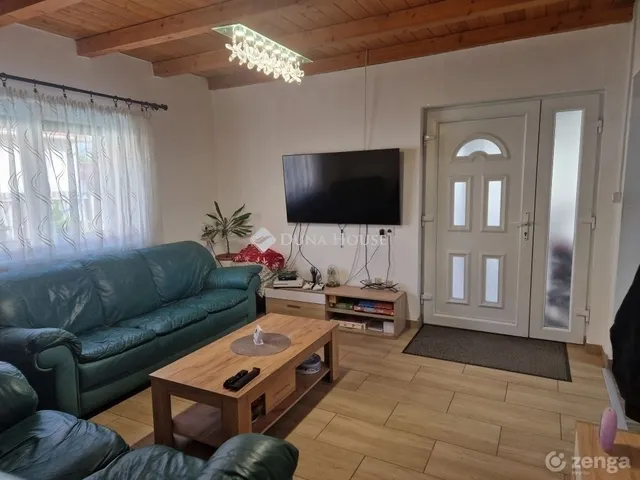 Eladó ház Vasad 186 nm