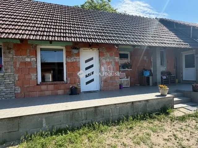 Eladó ház Csévharaszt 100 nm