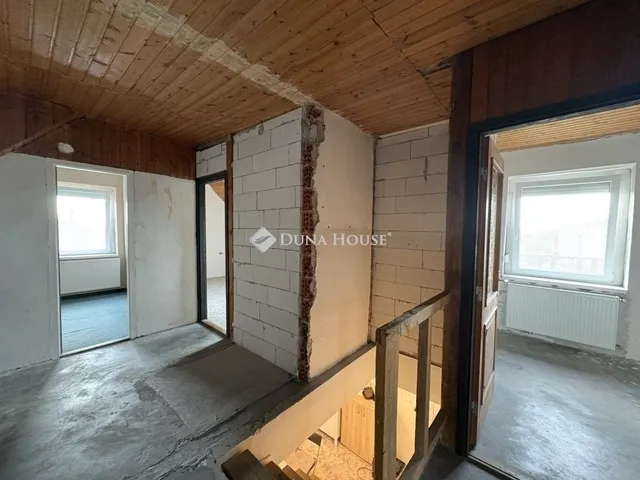 Eladó ház Fót 140 nm