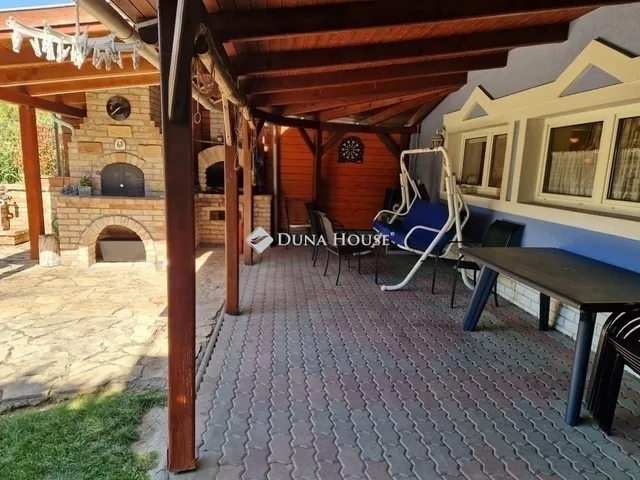 Eladó ház Mende 199 nm