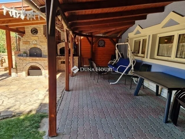 Eladó ház Mende 199 nm