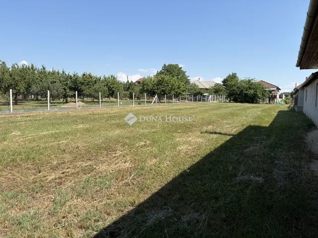Eladó telek Sülysáp 1615 nm