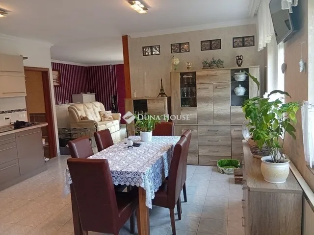 Eladó ház Maglód 163 nm