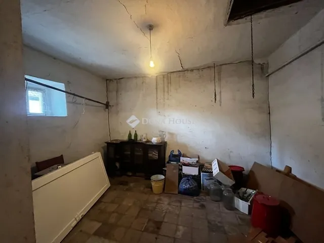 Eladó ház Jászfényszaru 168 nm