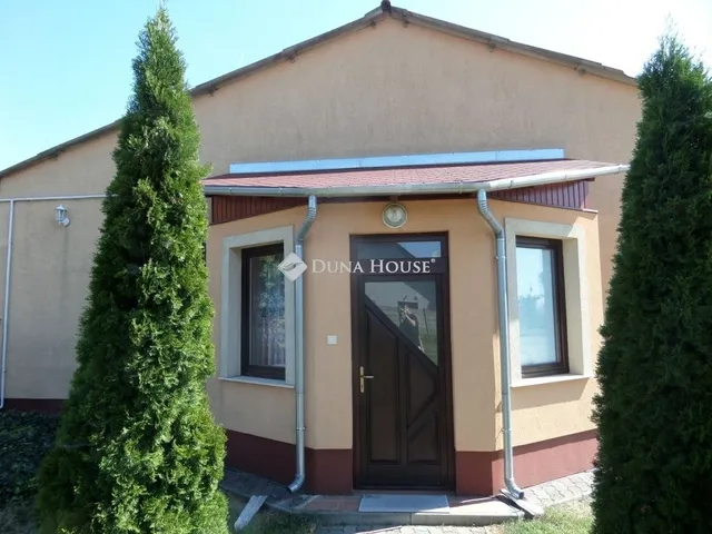 Eladó ház Orosháza 185 nm