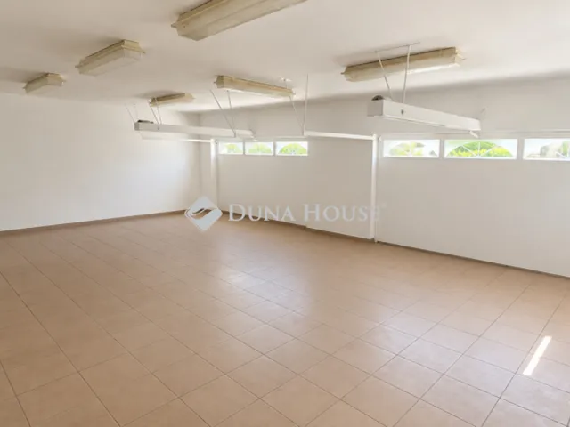 Eladó ház Sülysáp 320 nm