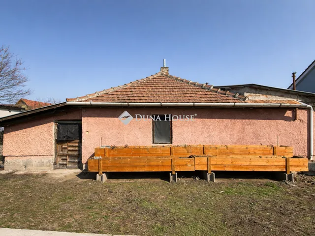 Eladó ház Felsőpakony 95 nm