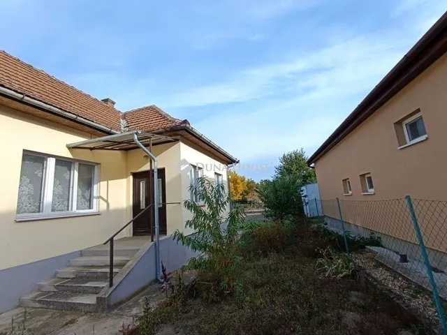 Eladó ház Nagykáta 69 nm