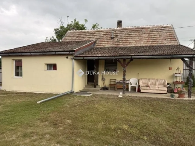 Eladó ház Csévharaszt 60 nm