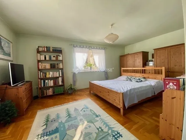 Eladó ház Budapest XVI. kerület 222 nm