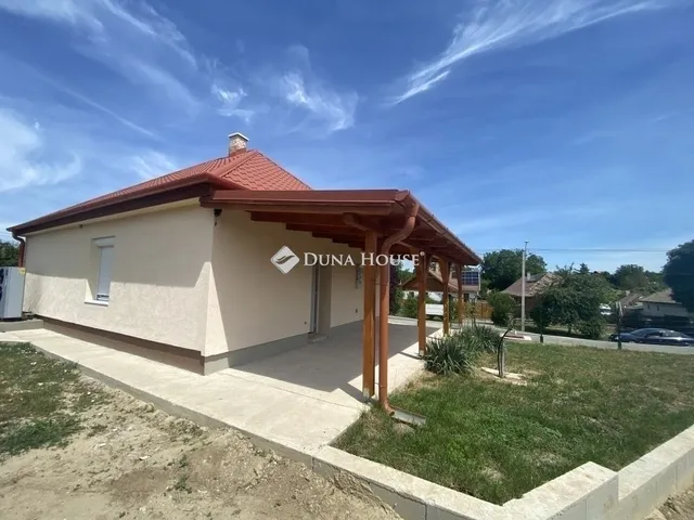 Eladó ház Gomba 98 nm