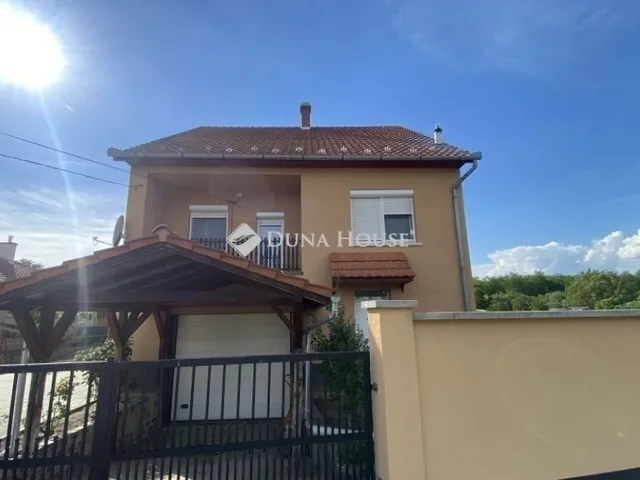 Eladó ház Tápióság 130 nm