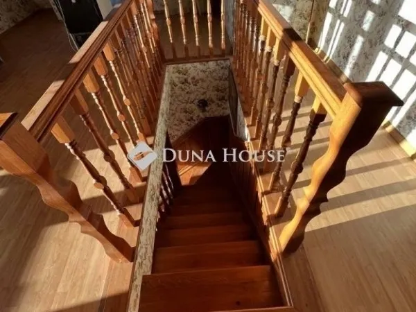 Eladó ház Inárcs 226 nm