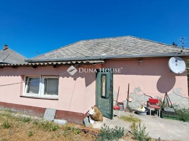 Eladó ház Tápióság 40 nm