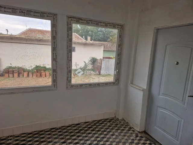 Eladó ház Tápióság 73 nm